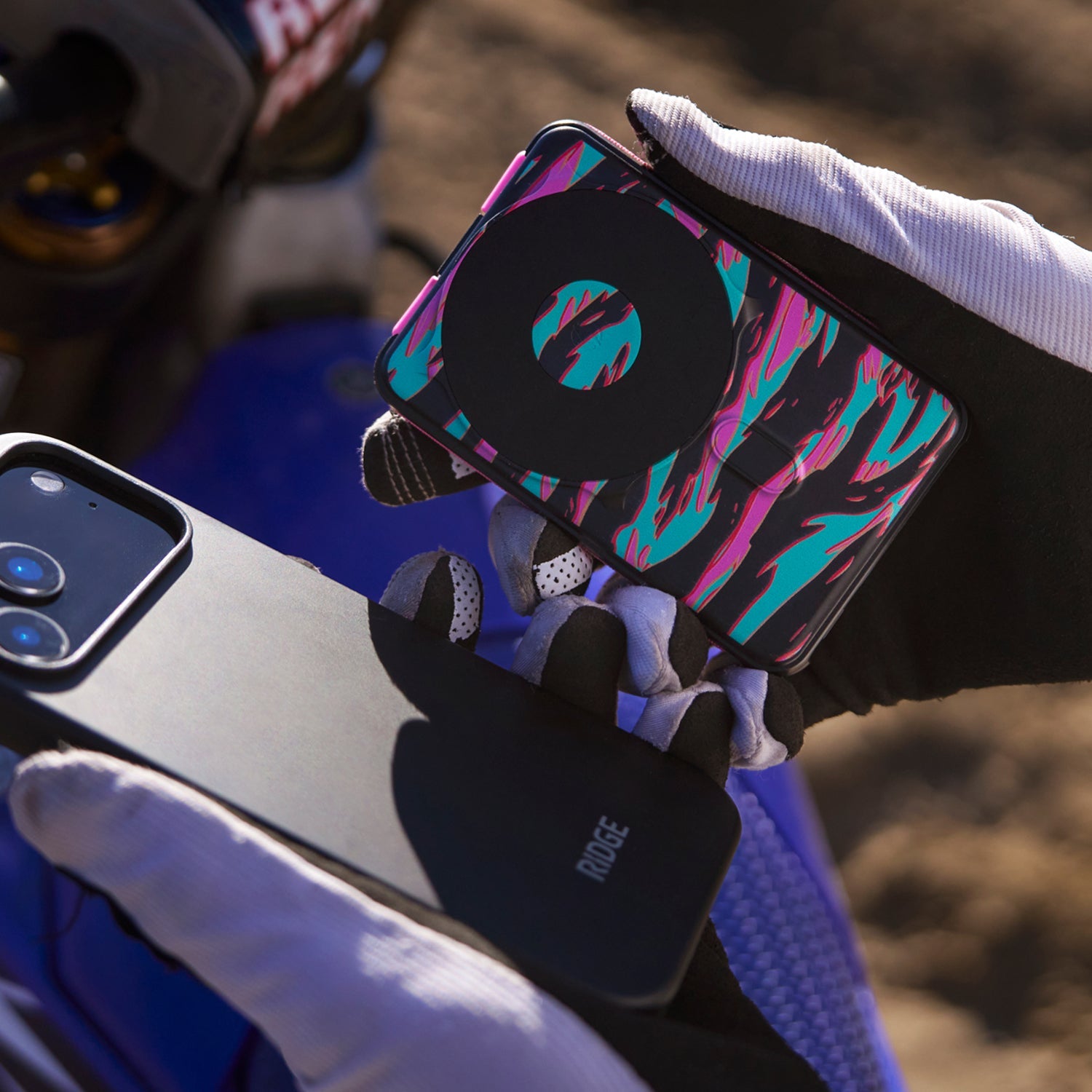 Ridge Power Bank - 10k mAh - Neon Tiger