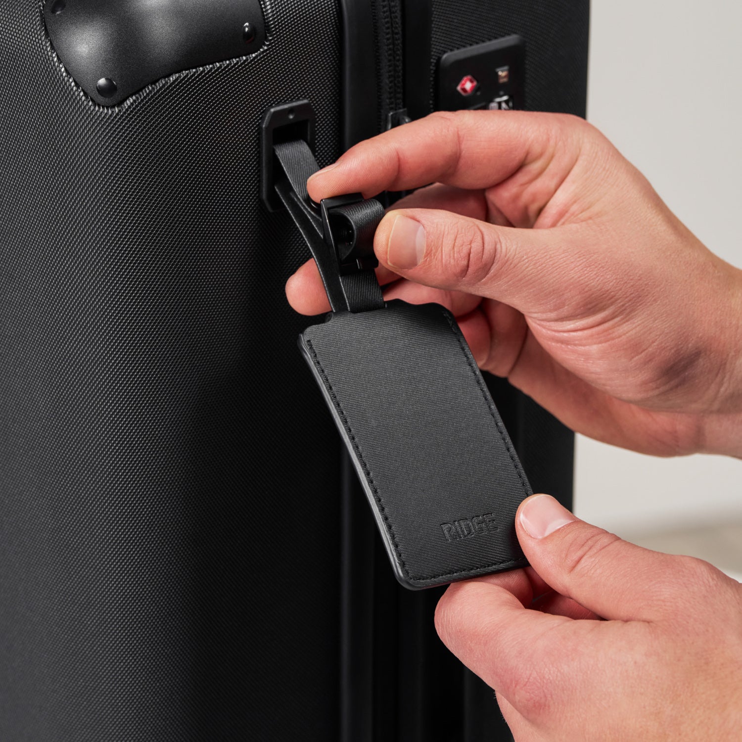 Ridge Carry-On Matte Black